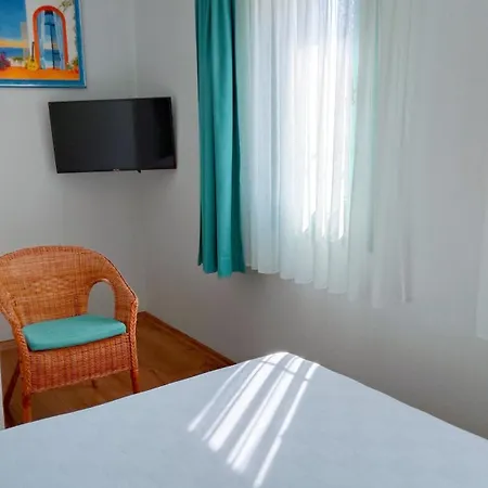 Felicitta & Joy Hotel *